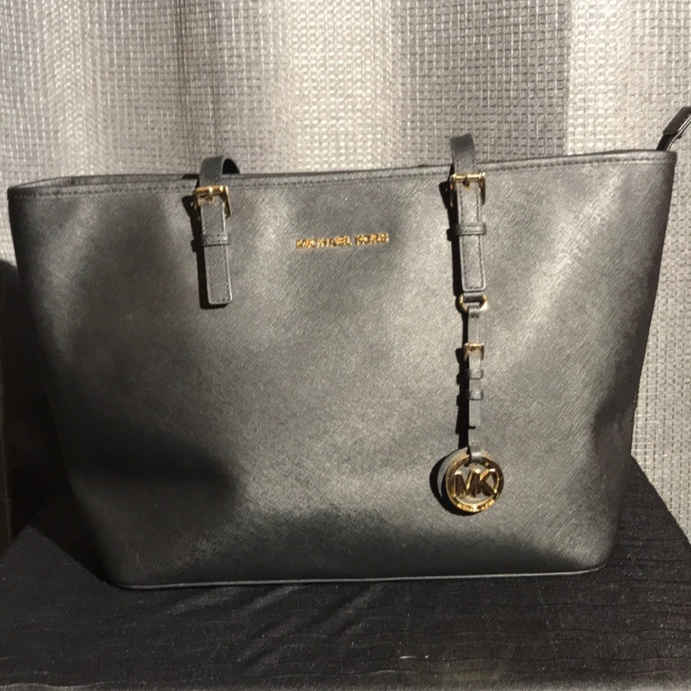 Michael Kors Tote